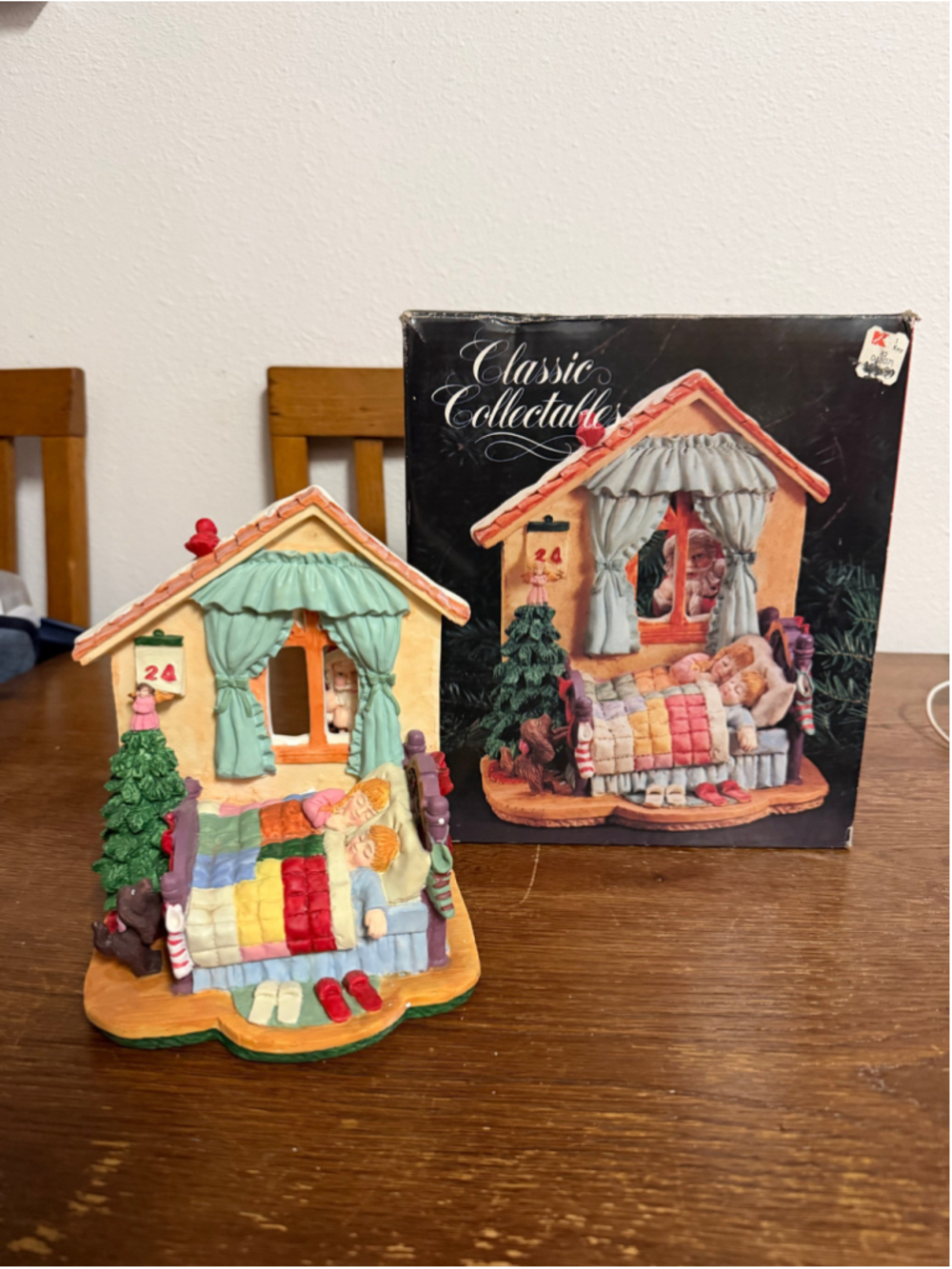 Vintage Santa’s Best Classic Collectables Christmas Eve Figurine Santa w/ Box